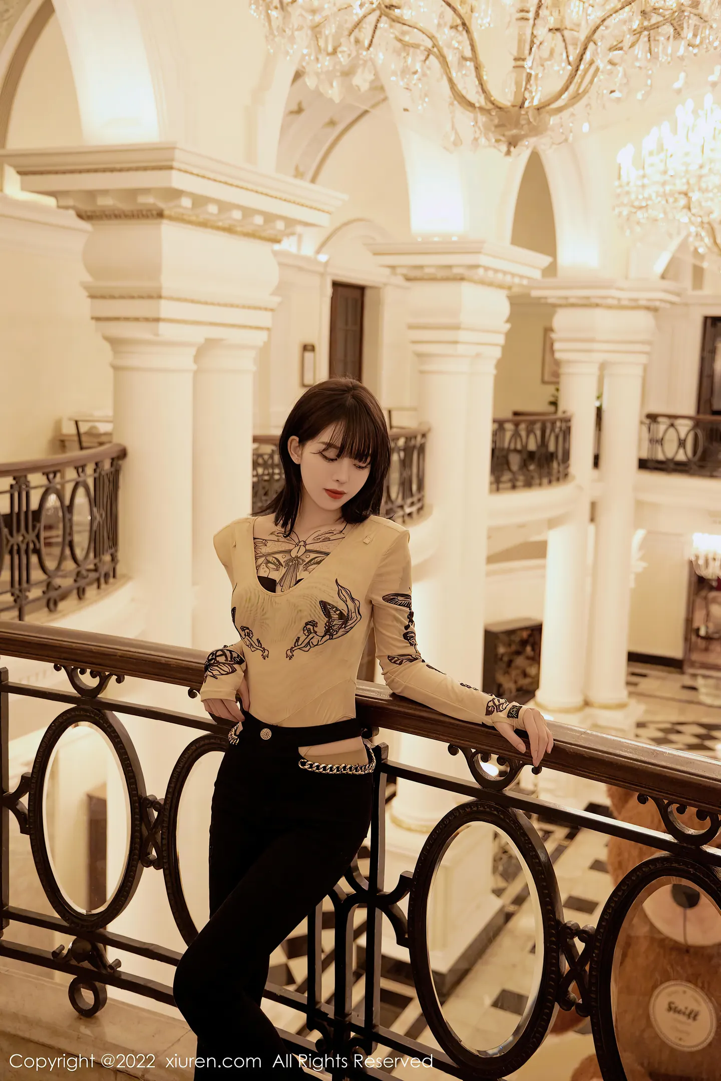 图片[3]-[Xiuren秀人网] 2022.03.22 VOL.4754 性感美女姐妹花 黑色内衣加黑丝美腿私房写真集-秀人网官方网站